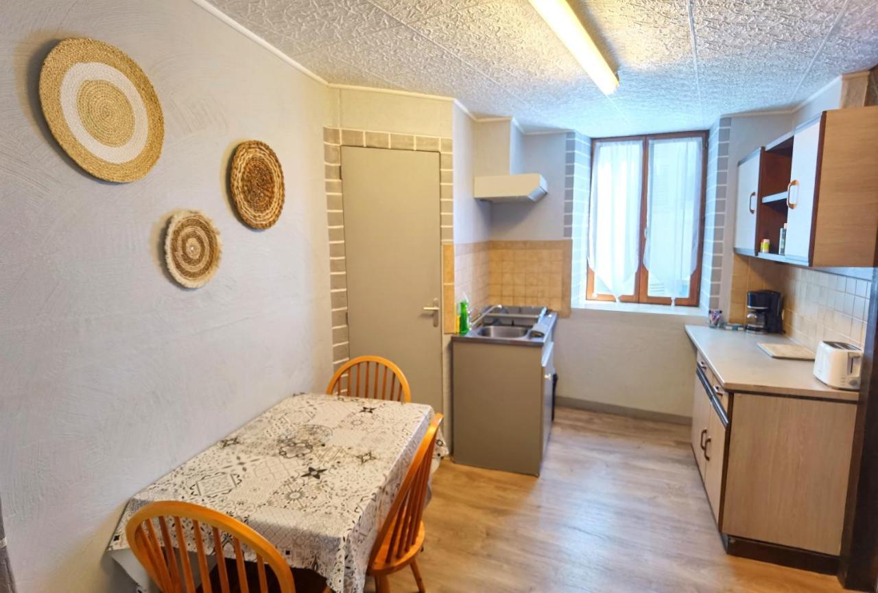 Appartement T1 Bis Quartier Du Chateau De Pau Bagian luar foto